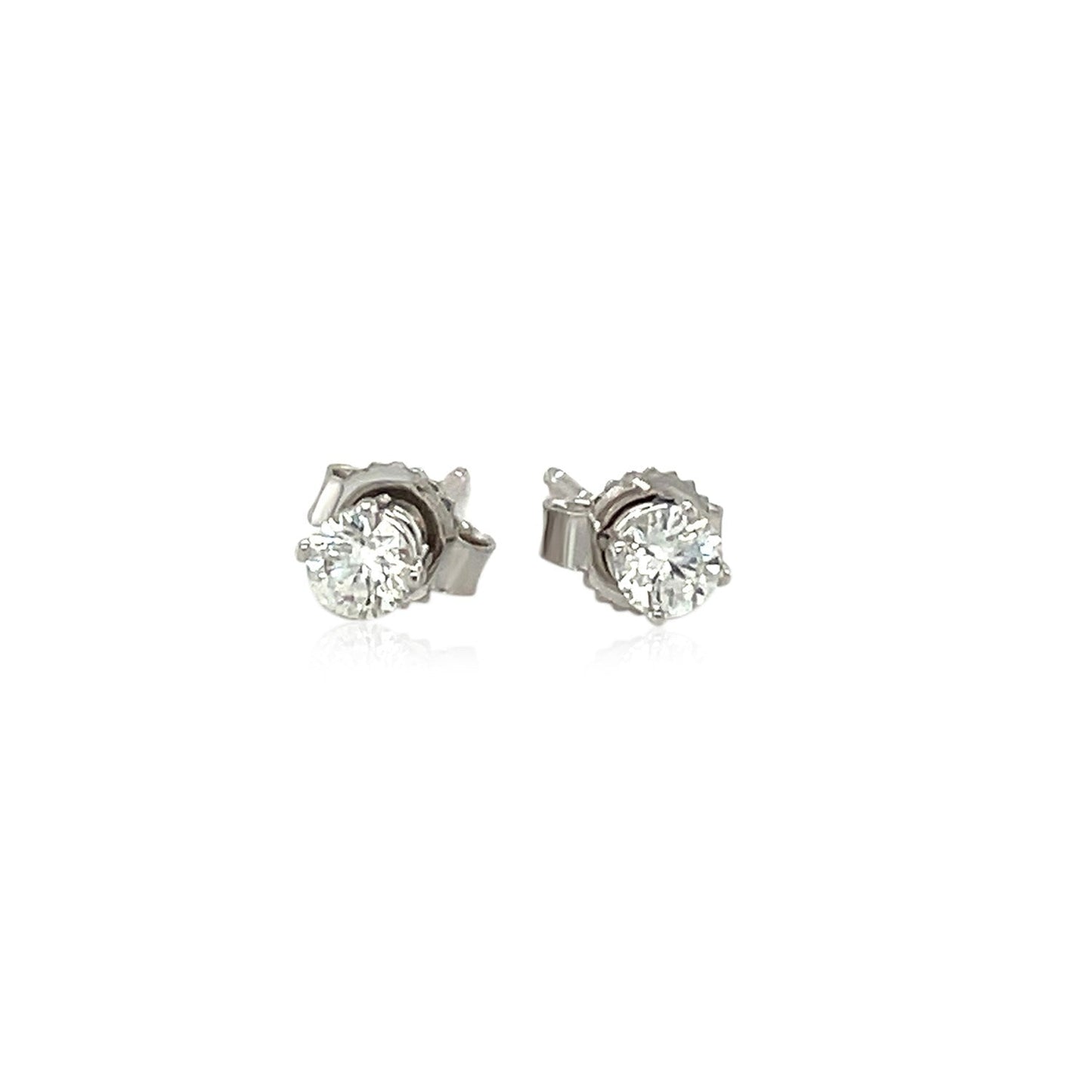 14K White Gold Diamond Four Prong Stud Earrings (1/4 Cttw)